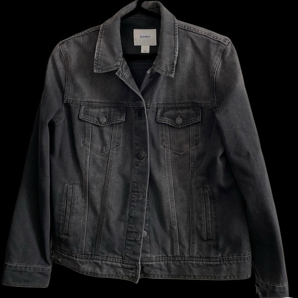Old Navy Women’s Black Distressed Denim Trucker Jean Jacket Size Medium NWT - Picture 1 of 11
